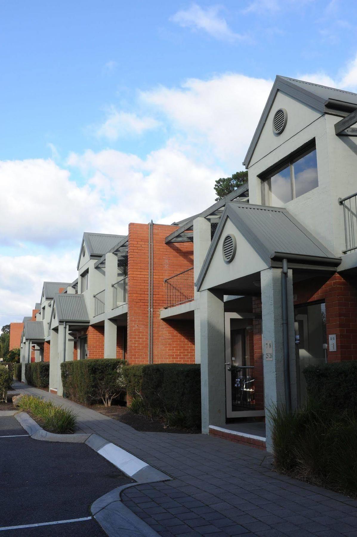 Quest Bendigo Aparthotel Exterior photo